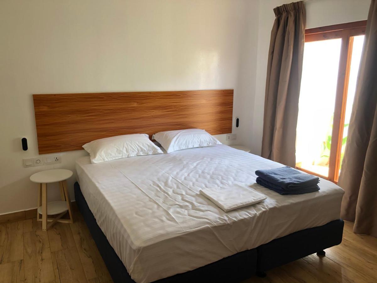 Dacha Thoddoo Hotel Luaran gambar