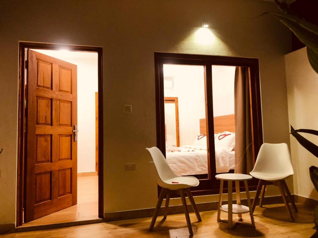Dacha Thoddoo Hotel Luaran gambar